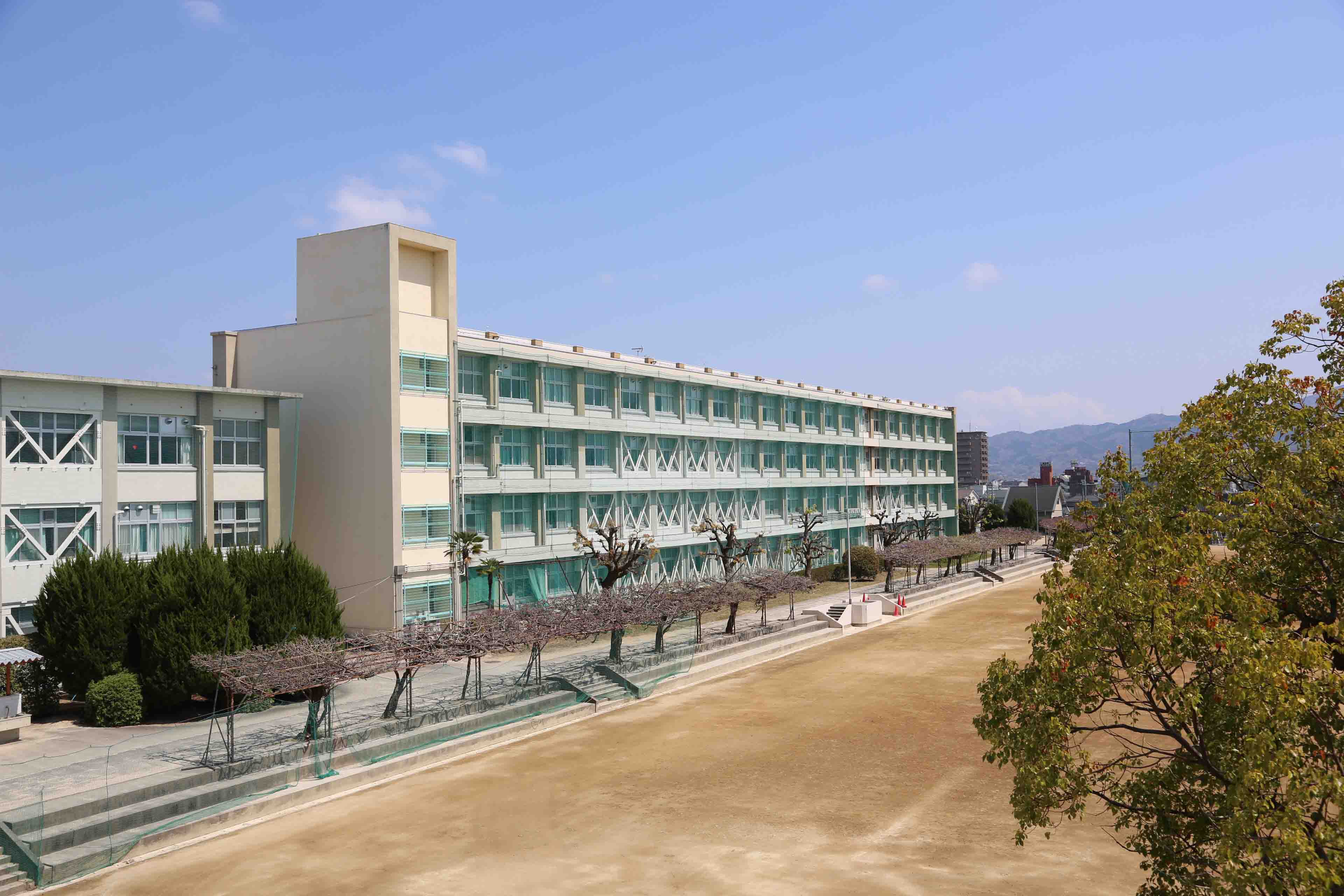 大阪 府立 河南 高等 学校