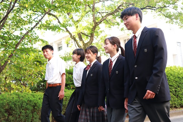 大阪府立枚岡樟風高等学校