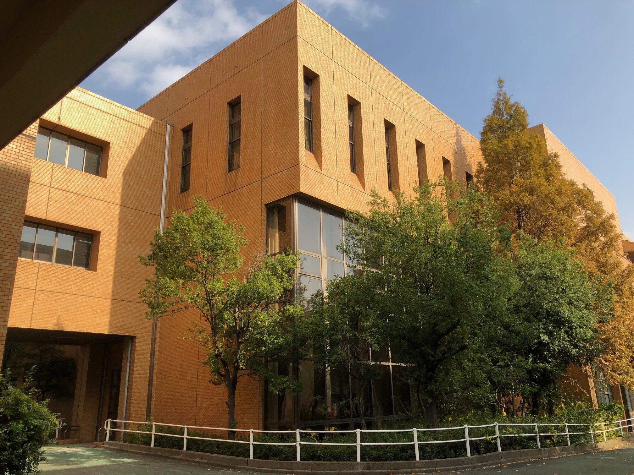 大阪府立港南造形高等学校