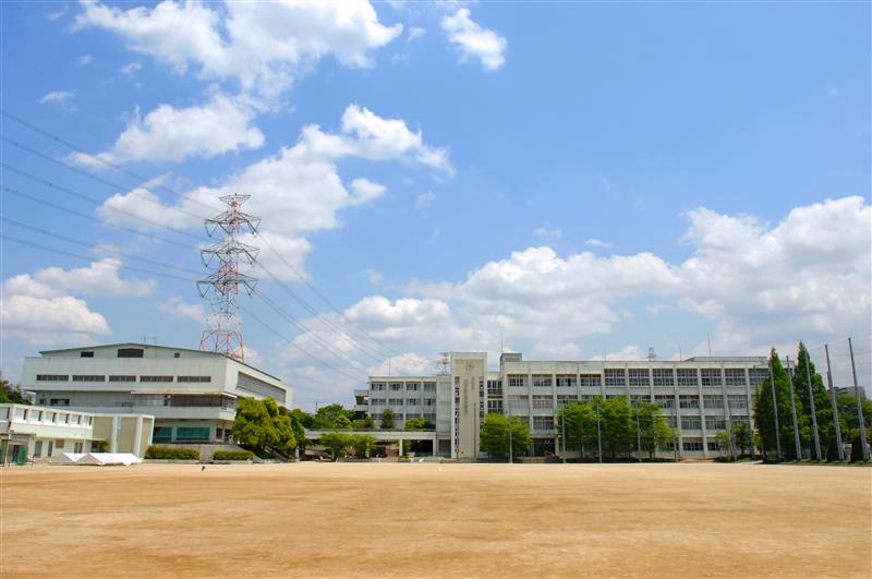 大阪府立枚方津田高等学校